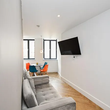 Sleek 2Bed Flat In Central Manchester W Security-3
